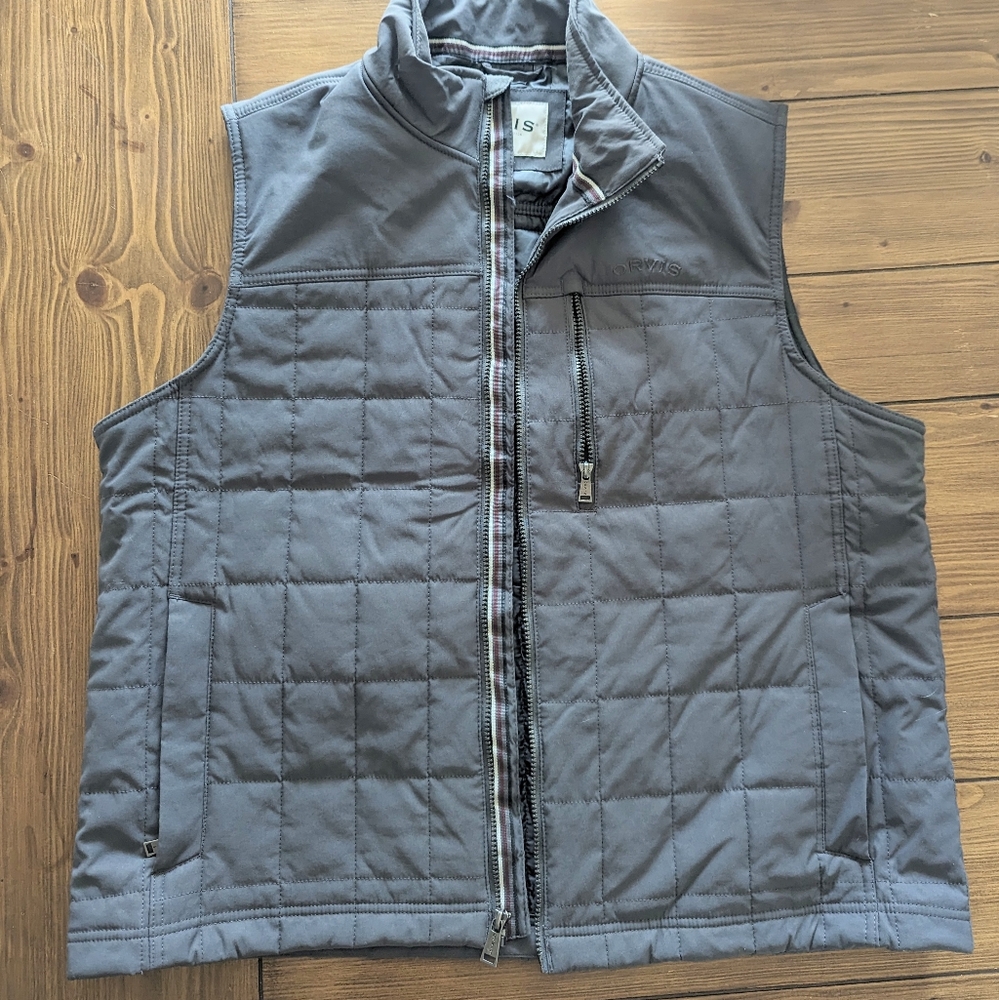 Orvis Quilted Men's Vest in Slate Gray